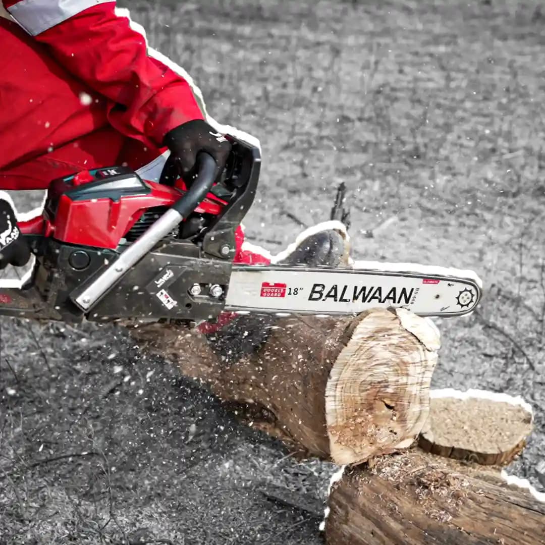 Balwaan 18 Inches BS-680 Ultimate Chainsaw with 68CC Engine, Petrol Operated, 1 Year Warranty - Image 7