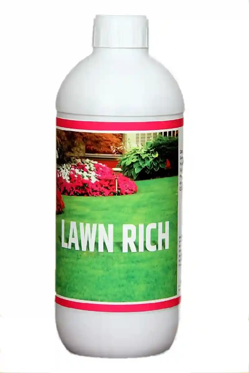 Greenpeace Lawn Rich, Lawn Spray Product for Maintain Lawn, Seaweed Extract (Zyme) 15% , Protein Hydrolyze 15% , Fulvic Acid 10% - Image 1