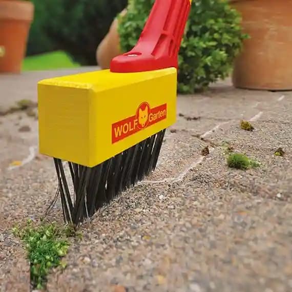 Wolf Garten Joint Brush (FB-M), Multi-Change Weeding Brush, Lightweight Multi-Change Handles - Image 1