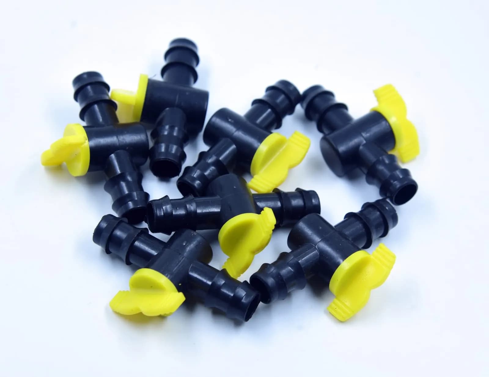Radhe Straight Connector With Tap Joiner, Garden Drip Irrigation Accessories, Regulates Flow For 16mm Pipe - Image 5